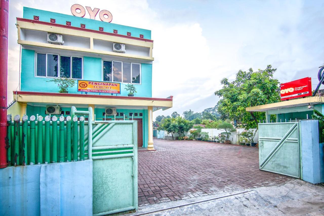 Oyo 796 Penginapan Fergael Pematang Siantar Eksteriør bilde